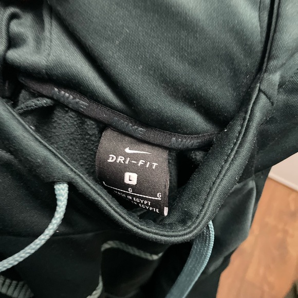 Nike hoodie - Picture 2 of 3